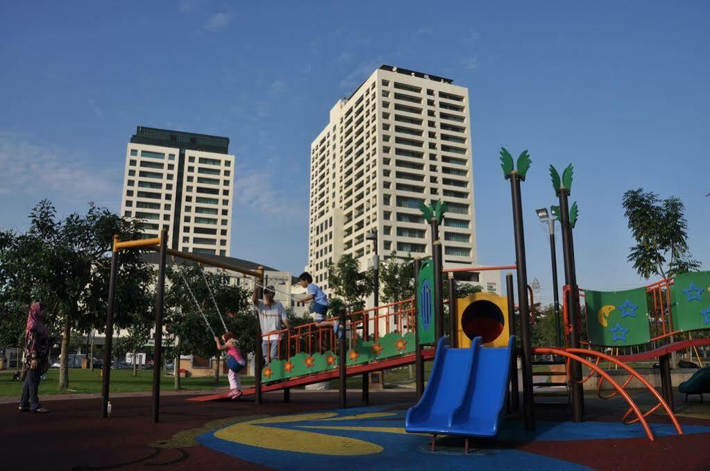 Cempaka Apartment Hotel Kuala Lumpur Dış mekan fotoğraf